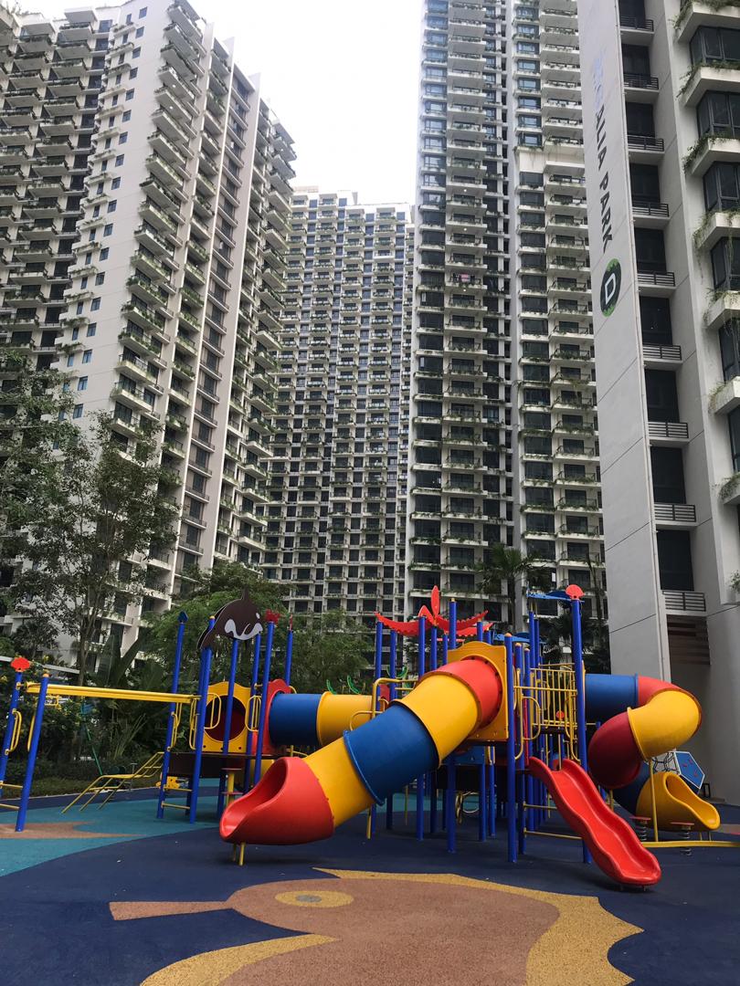 FOREST CITY, REGALIA PARK APARTMENT FOR SALE