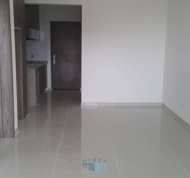 FOREST CITY, REGALIA PARK APARTMENT FOR SALE