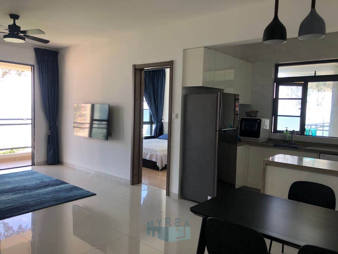 FOREST CITY APARTMENT FOR SALE