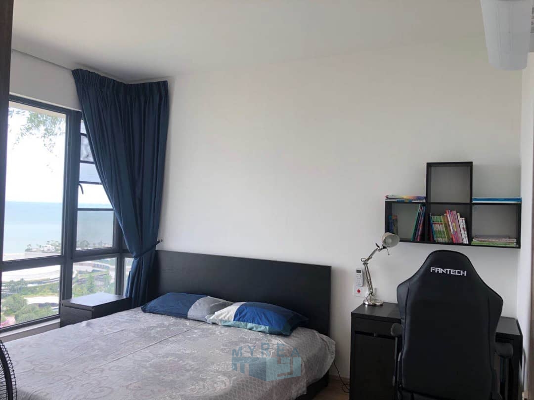 FOREST CITY APARTMENT FOR SALE