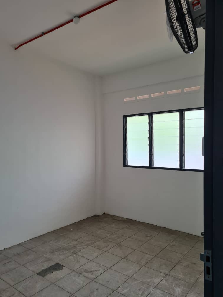 Pontian Hostel Dormitory