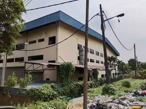 TAMAN GEMBIRA 2.5 DETACHED FACTORY FOR SALE