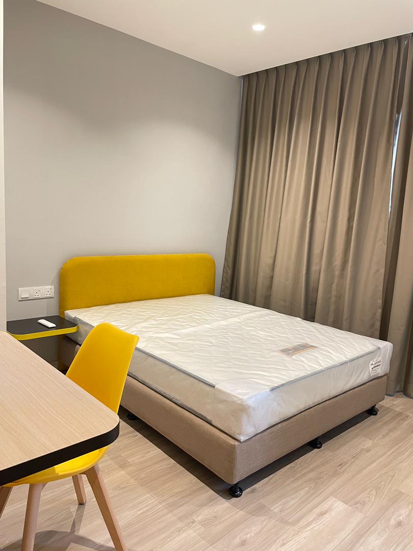 Hotel / Commercial Building for Sale