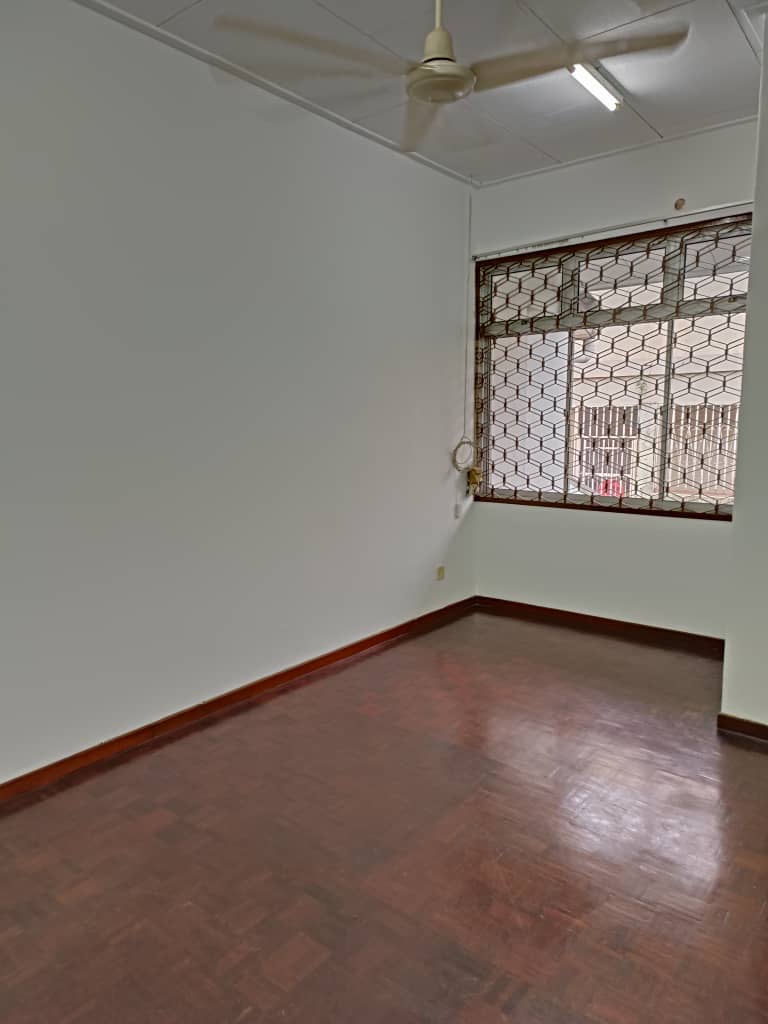 Taman Pelangi Double Terrace