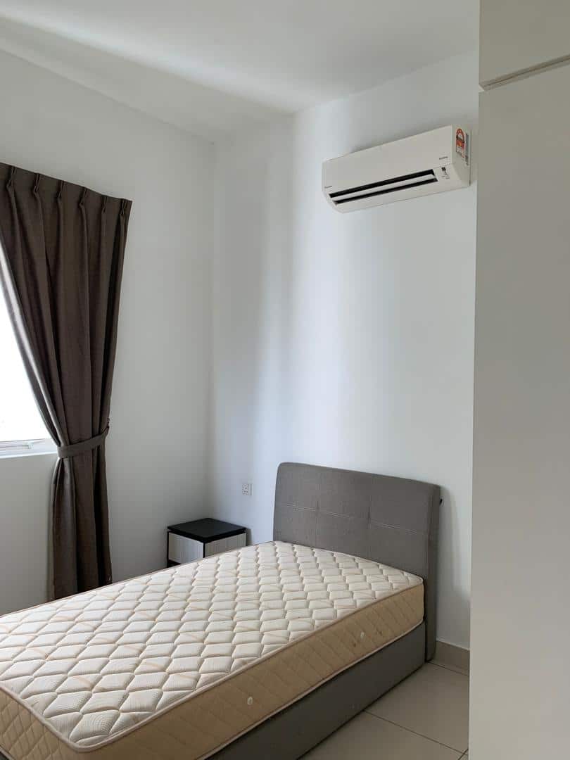 Pinnacle Tower Residence